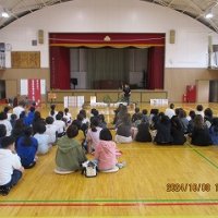 ５年生　民話の語り（第５学年　親子学習会）