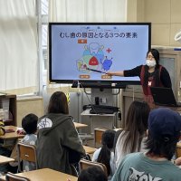 ２年生親子学習会「歯みがき教室」！親子で一緒に歯の健康について学びました